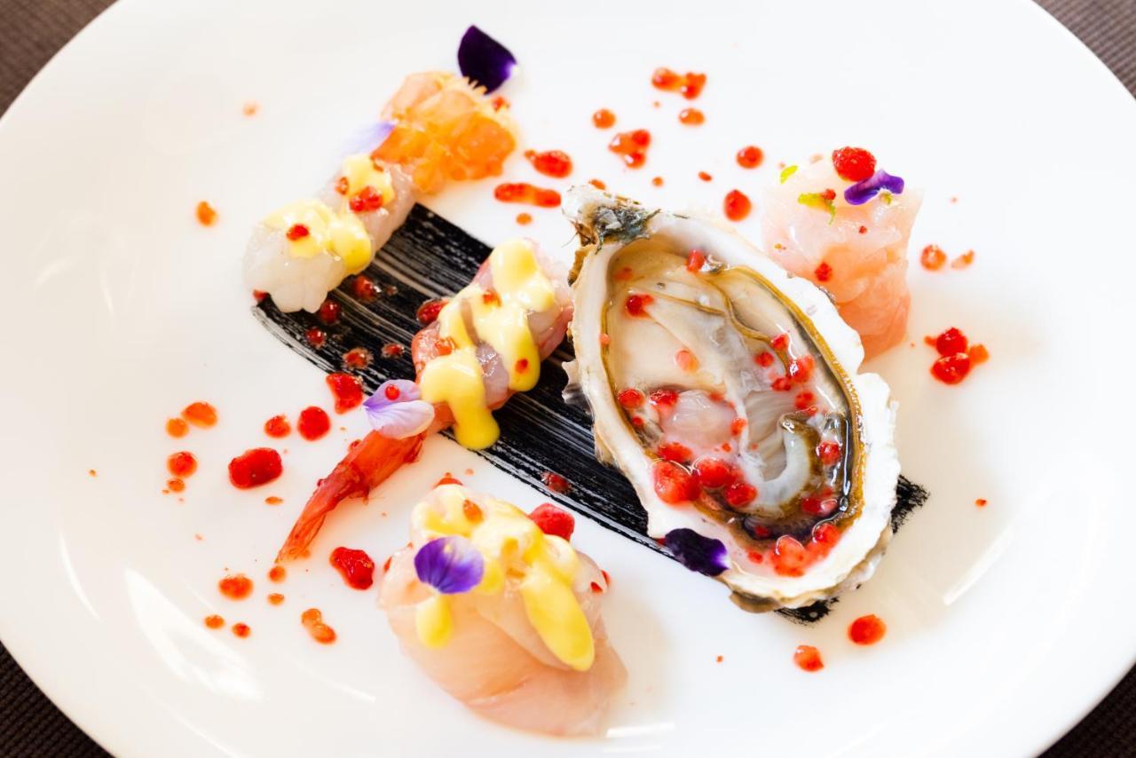 Hotel Palazzo Doglio Cagliari Exterior foto Oyster with caviar